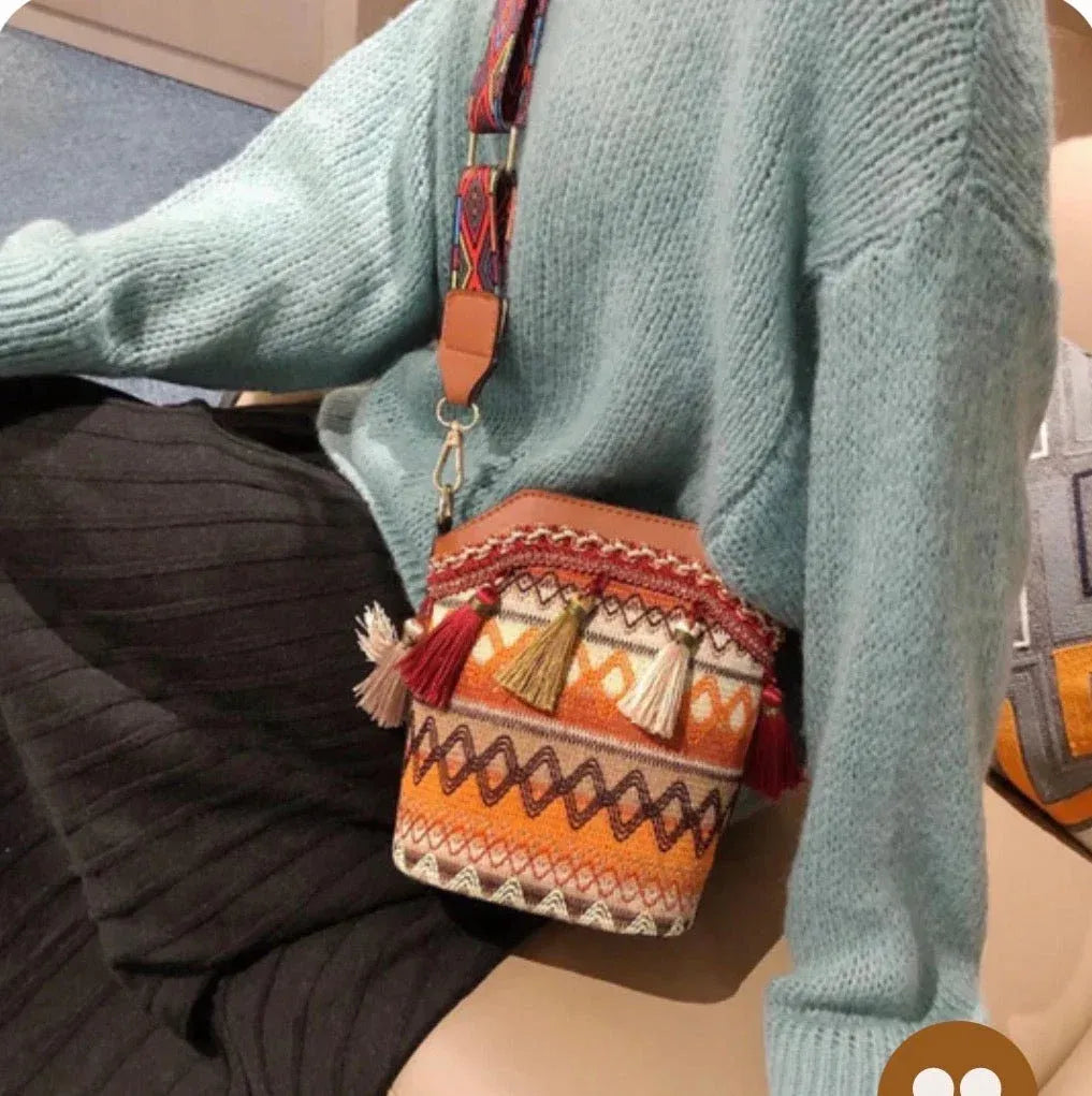 🔥✨Handmade Native American Handbags🧵 - Image 2