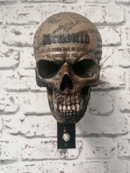 ☠️🏴‍☠️Skull holder for motorcycle helmet and jacket