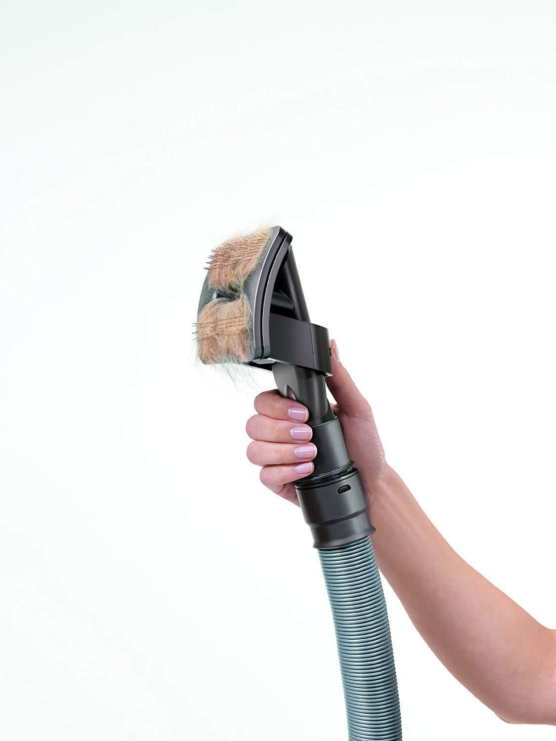 Universal Vacuum Pet Groomer Attachment