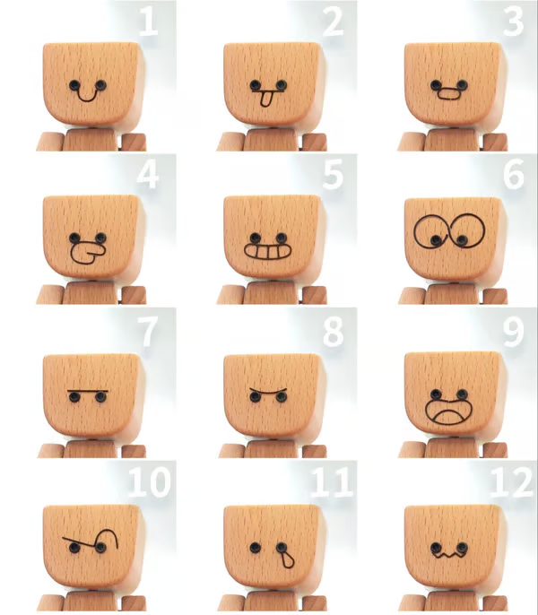 😆Shaking Feet Wooden Doll-Replaceable facial expressions