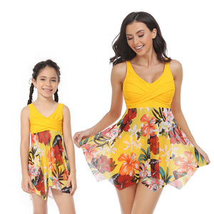 🎉Spring Sale 50% Off - Ruffle Floral Print One Piece Mommy and Daughter Swimsuits
