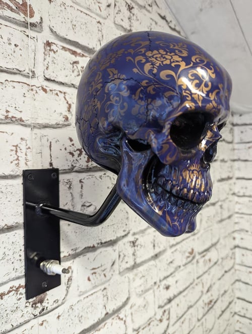 ☠️🏴‍☠️Skull holder for motorcycle helmet and jacket