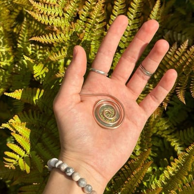 🤲🏼 Spiral Hand Rings - Handmade Reiki & Crystal Amplifier for Meditation, Manifestation and Energy Healing